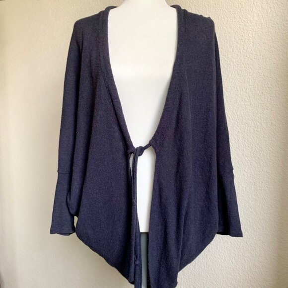 ANTHROPOLOGIE Sunday Saturday Selby Tie-Front Oversized Cocoon Cardigan Sweater - Picture 3 of 9